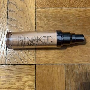 Naked - urban decay foundation